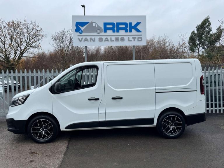 2023 Renault Trafic SL28 Blue dCi 130 Business+ Van PANEL VAN DIESEL Manual