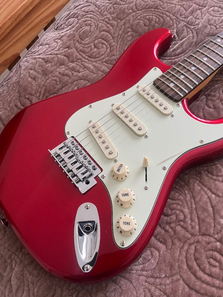 Stratocaster by SX Short Scale Travel Guitar 