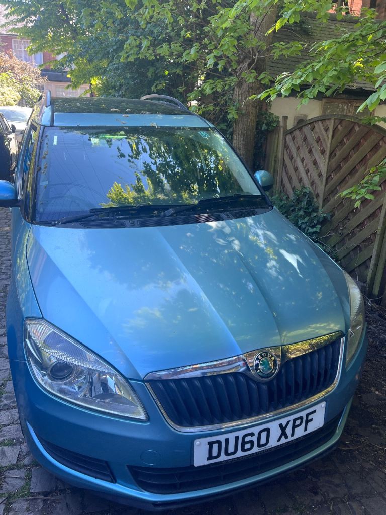 Skoda, ROOMSTER, MPV, 2010, Manual, 1598 (cc), 5 doors