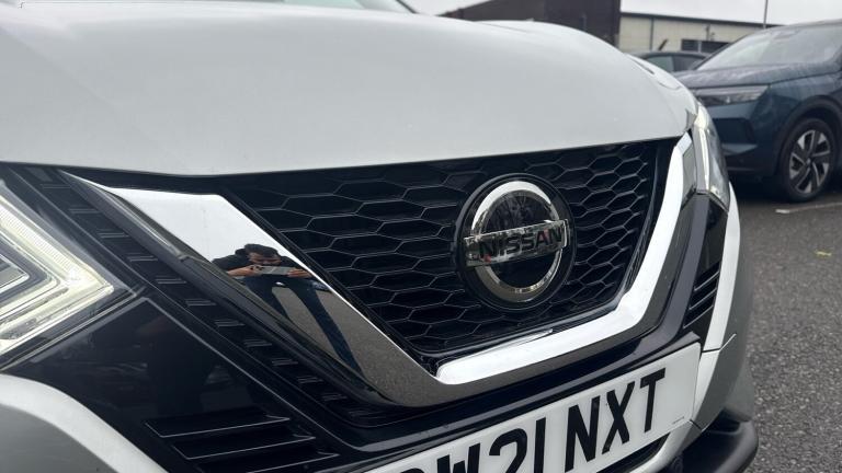 2021 Nissan Qashqai 1.3 DiG-T N-Motion 5dr Petrol Hatchback Hatchback Petrol Manual