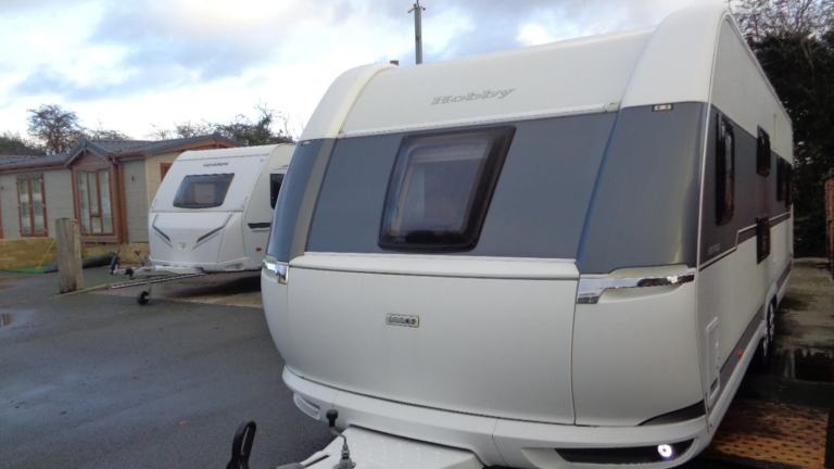 Hobby Prestige 720 UKFe 7 BERTH,FIXED BED,FIXED BUNK BEDS IN VERY NICE C... 2019
