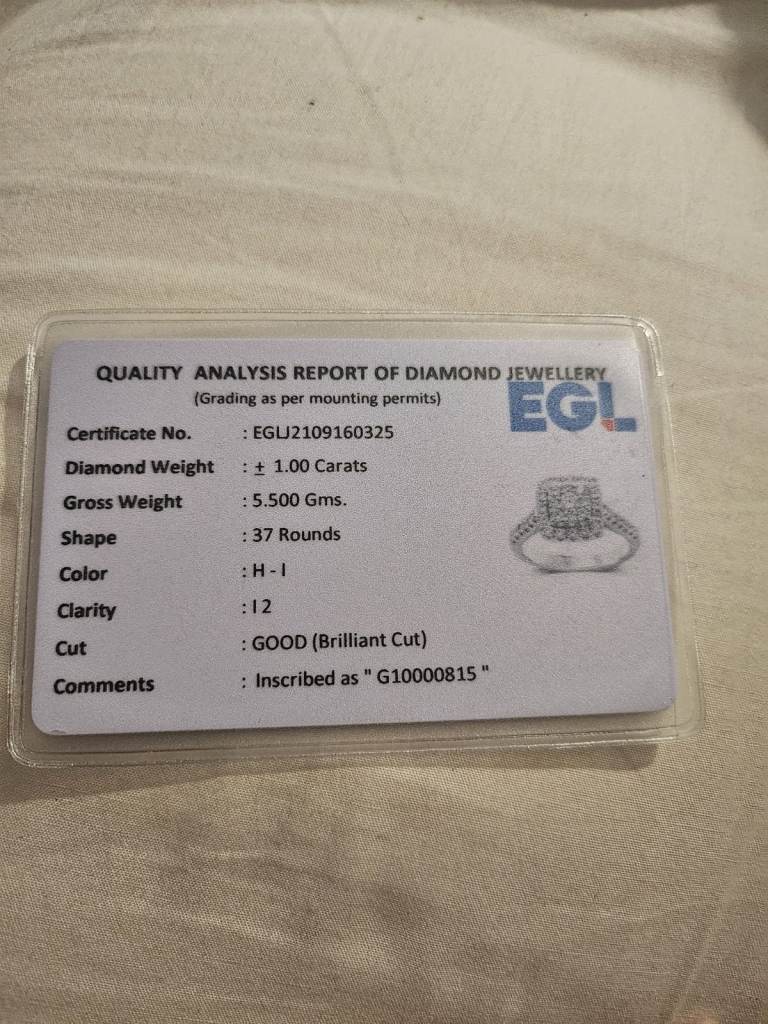 White gold size Q 1 carrot certified diamond ring good condition 