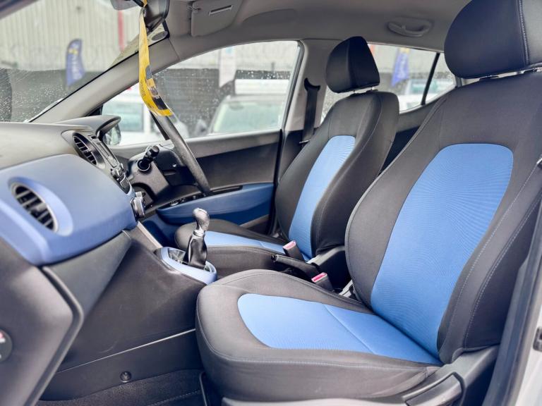 2015 Hyundai i10 1.2 SE 5dr HATCHBACK Petrol Manual