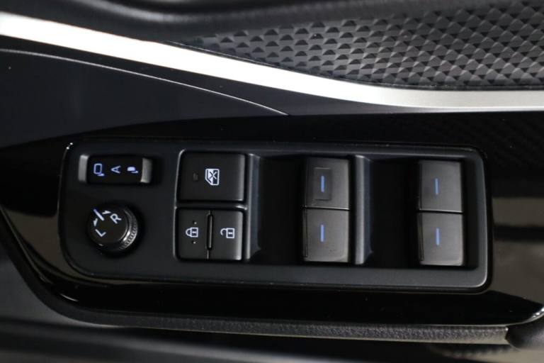 2022 Toyota C-HR 1.8 VVT-h GR SPORT CVT Euro 6 (s/s) 5dr HATCHBACK PETROL/ELECTRIC Automatic