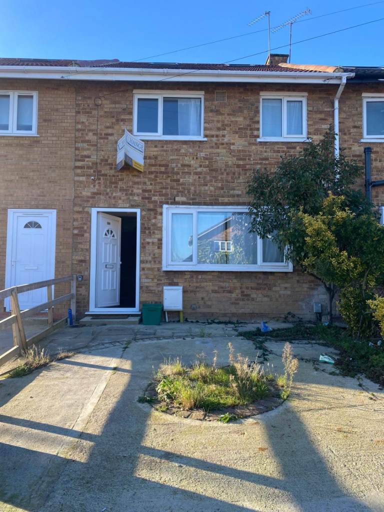 X2 Furnished Single Rooms Available To Rent 