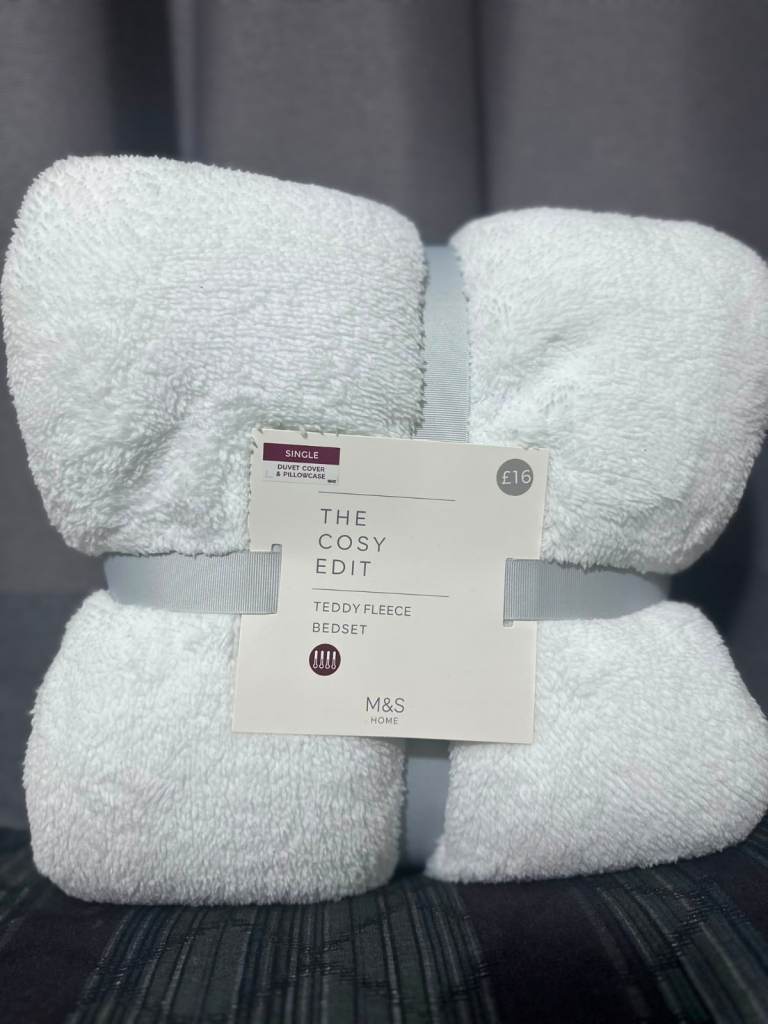 NEW M&S The Cosy Edit Teddy Fleece Blanket – White, Single