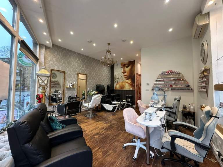Established Beauty Salon – W9 – Prime Location – With Expansion Potential – Available Now