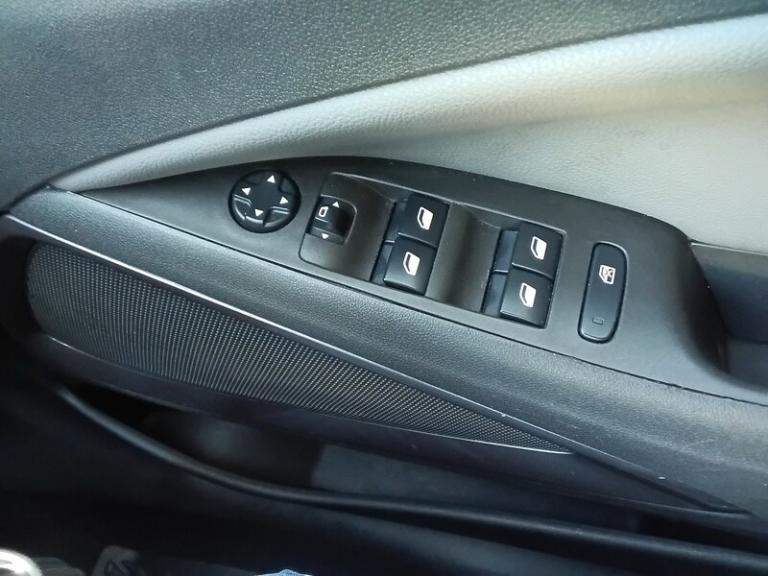 2020 Vauxhall Crossland X Turbo Elite Nav SUV Petrol Automatic