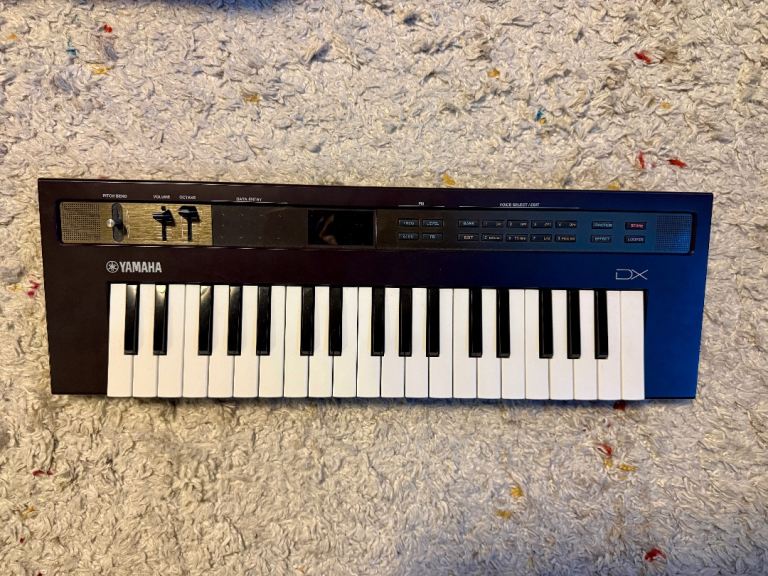 Yamaha Reface DX — FM Synthesizer