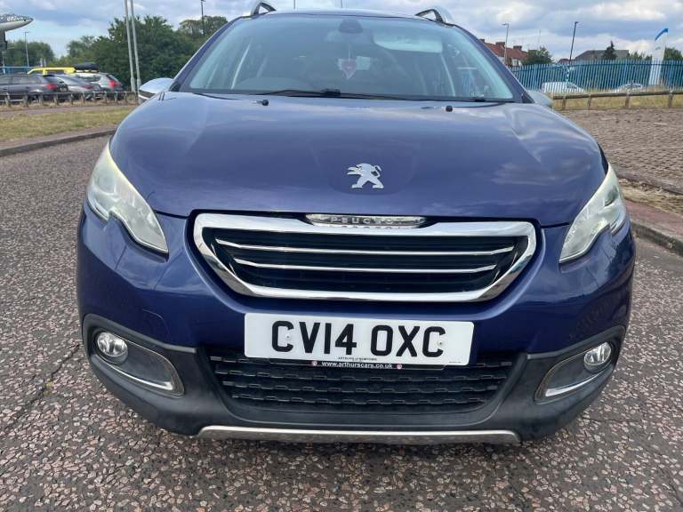 PEUGEOT 2008 1.2 VTi Allure 2014