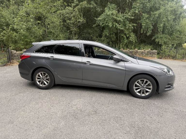 Hyundai i40 1.7 CRDi Blue Drive SE Nav Business Tourer Diesel Manual Euro 6 2016
