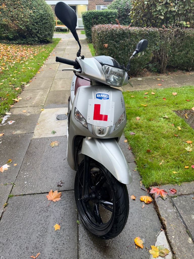 Peugeot, TWEET, 2017, 125 (cc)