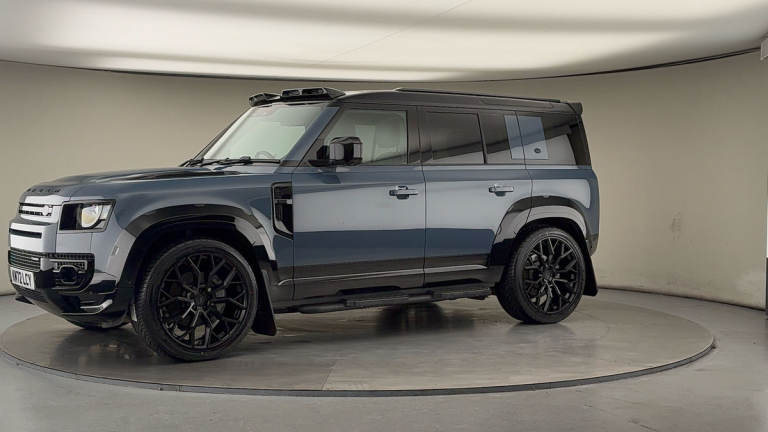 2022 Land Rover Defender 110 3.0 D300 MHEV X-Dynamic HSE SUV 5dr Diesel Auto 4WD Euro 6 (s/s) (30...
