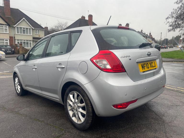 2010 Kia Ceed 1.6 CRDi 1 Euro 4 (s/s) 5dr HATCHBACK Diesel Manual