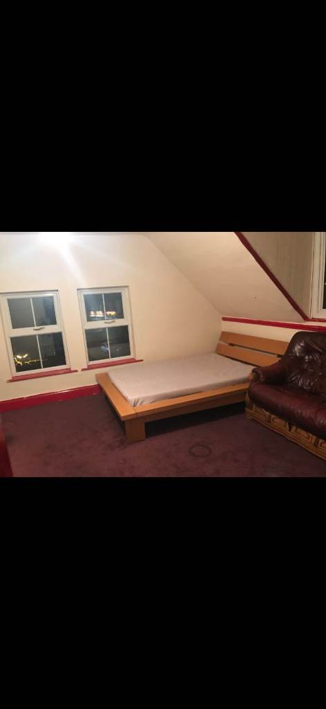 Double and big loft room available to rent 