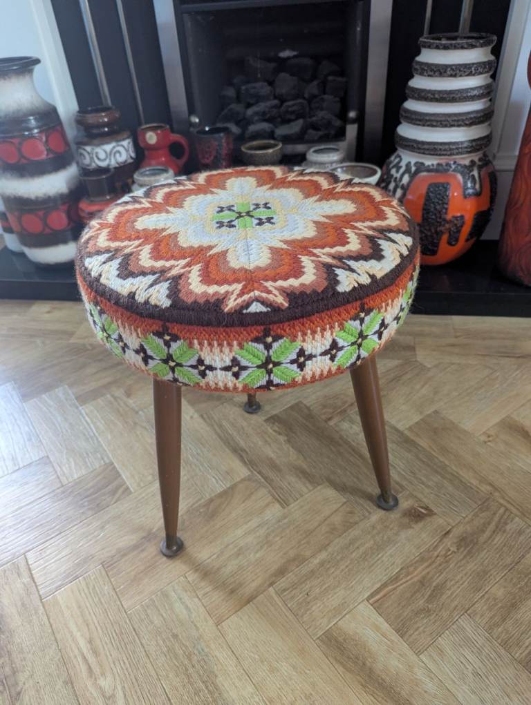 Vintage Mid-Century Geometric Starburst Foot Stool 1960s