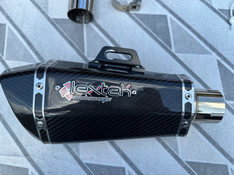 Lextek slip on for Suzuki Gsxr1000r 
