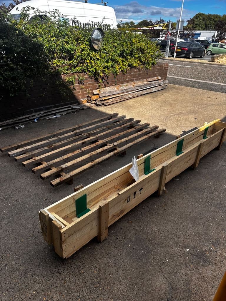 Used wooden pallets. Free from chemicals.