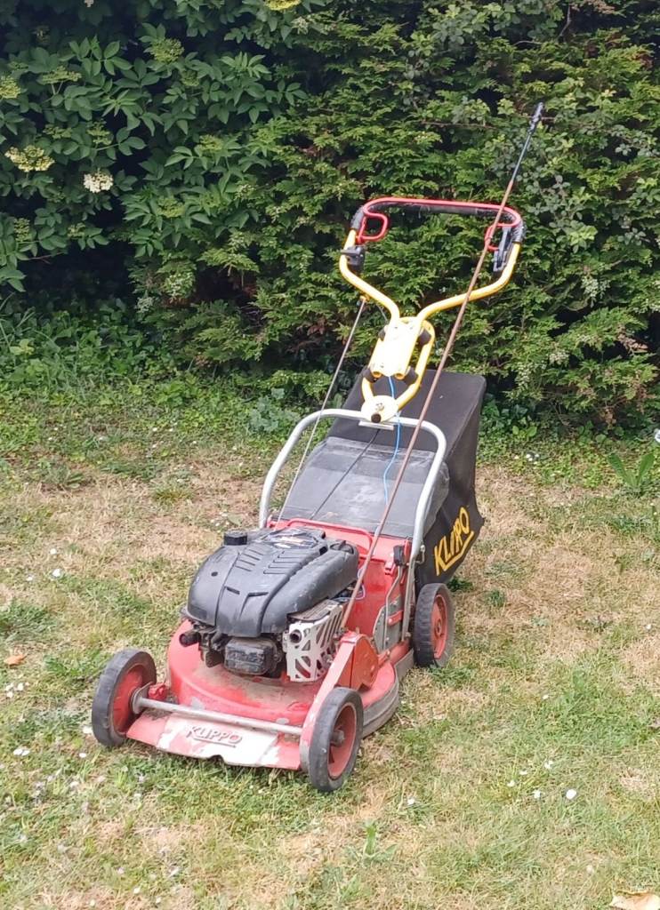 Klippo Cobra Pro S Self Front Wheel Drive Mower