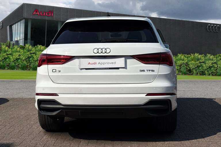 2022 Audi Q3 40 TDI 200 Quattro S Line 5dr S Tronic SUV Diesel Automatic