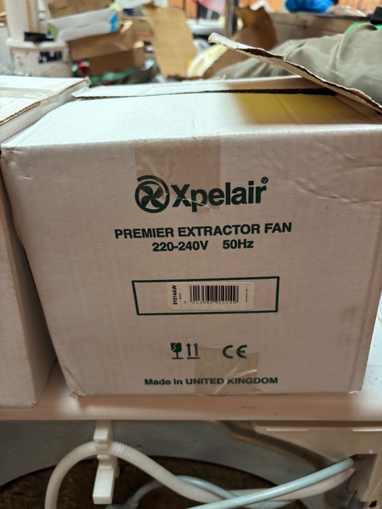 Extractor fan 