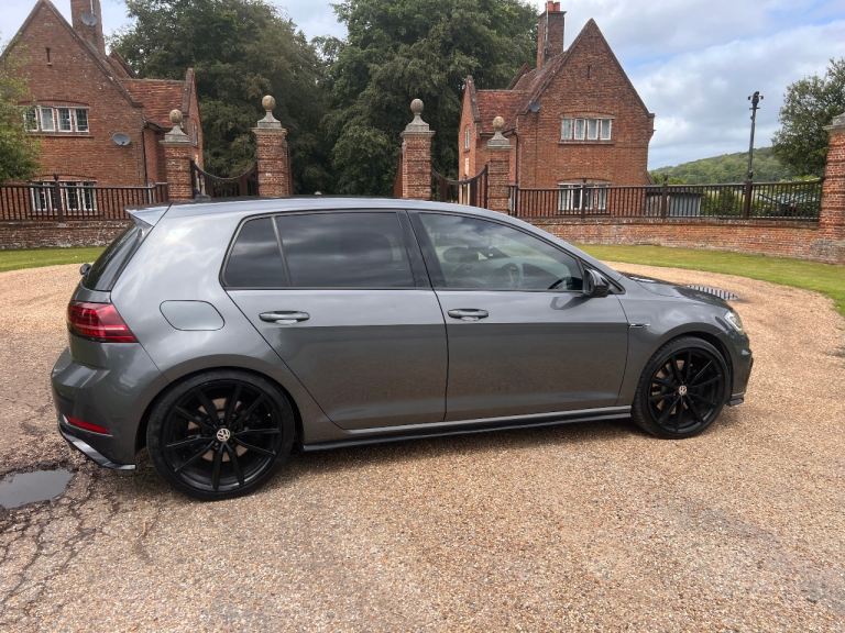 Volkswagen, GOLF, Hatchback, 2017, Semi-Auto, 1984 (cc), 5 doors