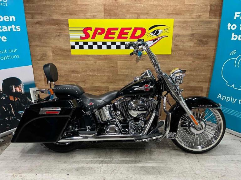 Harley Davidson Heritage Softail Classic Custom