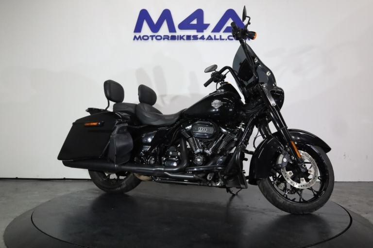 HARLEY DAVIDSON ROAD KING SPECIAL 1868 2024