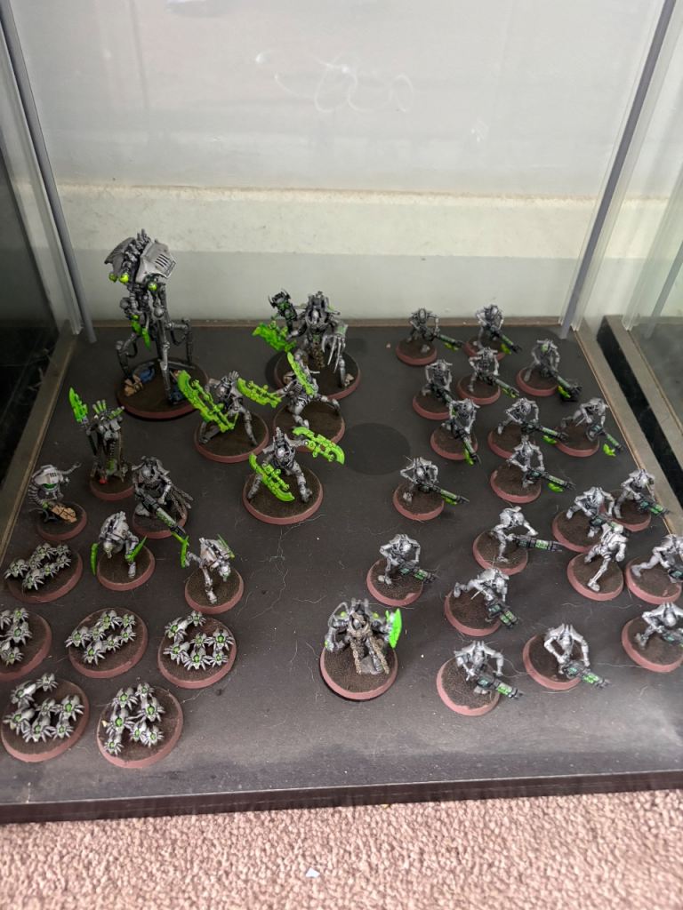 Warhammer 40k Necron Force from Indomitus + Painted