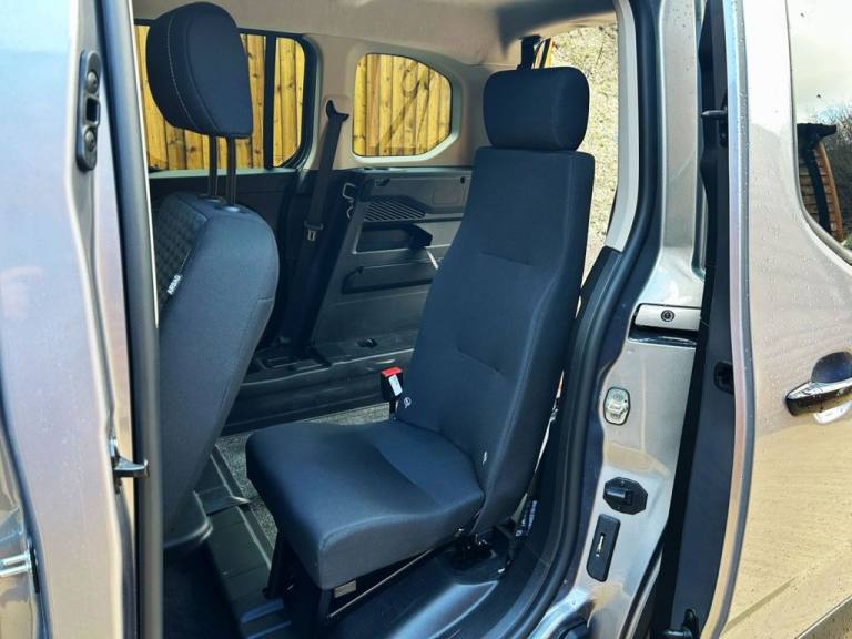 2025 Peugeot Rifter 3 Seat Auto Wheelchair Accessible Disabled Access Vehicle WAV MPV Diesel Auto...