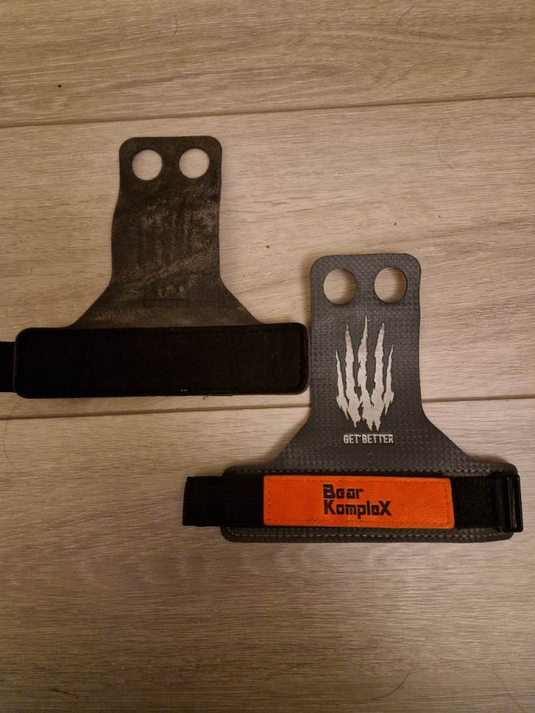 Bear Komplex gymnastic/CrossFit grips