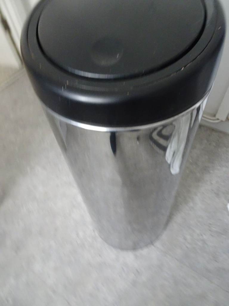 Brabantia 30L Touch Bin USED Brilliant Steel