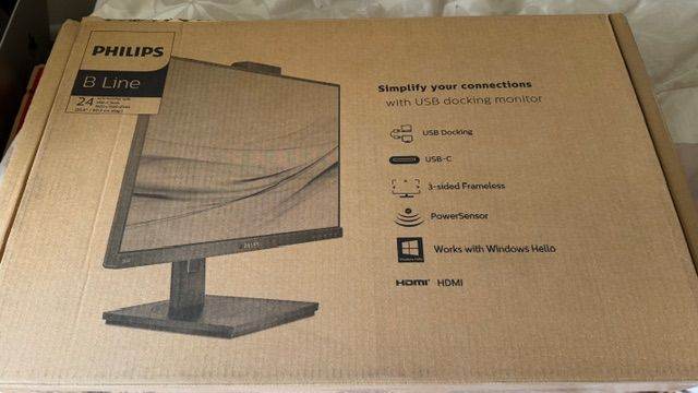 Philips 24" Monitor + built in USB Dock and popup webcam