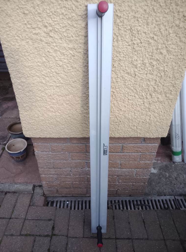 Magnusson Darby 48" trowel