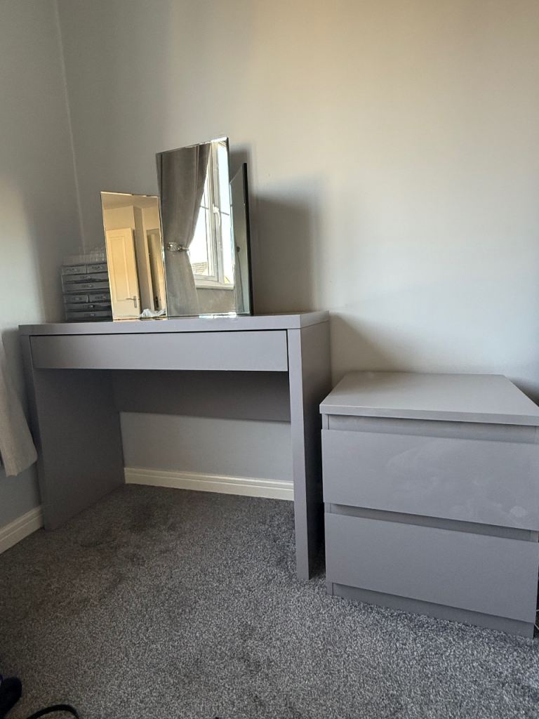 Gloss Grey Dressing Table with Mirror and matching Side Unit