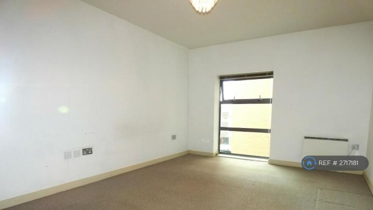 2 bedroom flat in Admiral View, Bispham, Blackpool, FY2 (2 bed) (#2717181)