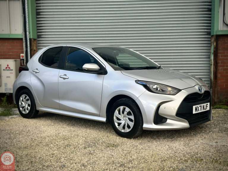 2026 Toyota Yaris VVT-h ICON E-CVT EURO 6 Automatic (E-CVT) Petrol/Hybrid 1.5L Hatchback Petrol/E...