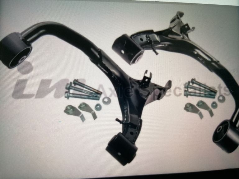 Range Rover Sport 2005-2013 Brand New Pair of Rear Upper Suspension Arms plus Fittings. 