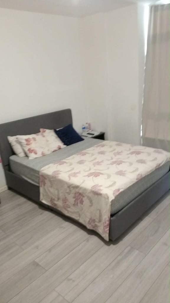 Two Rooms available to rent