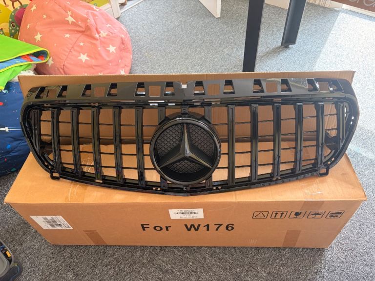 Mercedes A45 Grill and Black Star Emblem Logo 