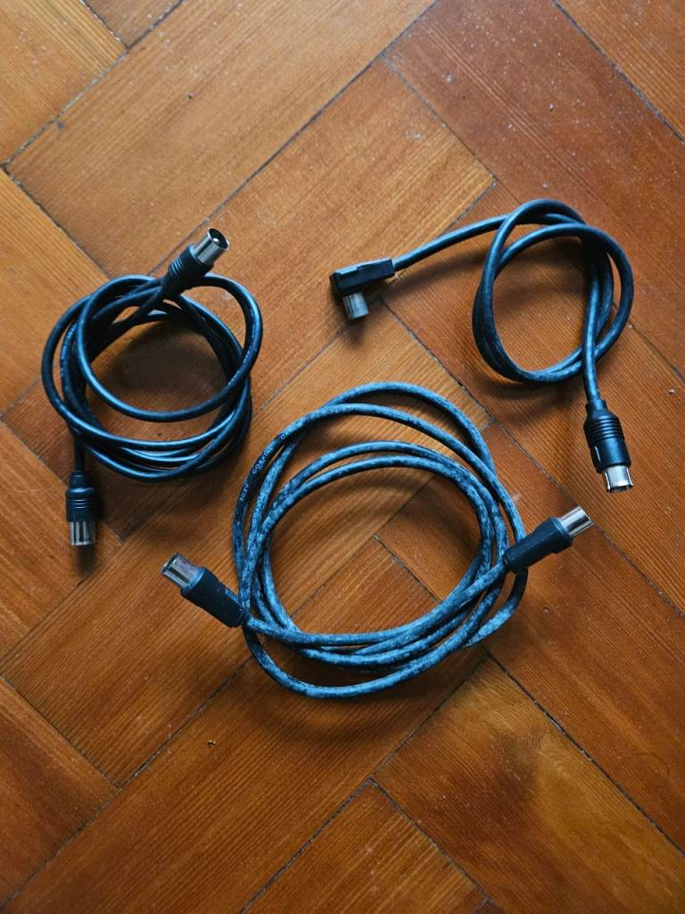 3x TV Aerial Coaxial Leads Cable - USED