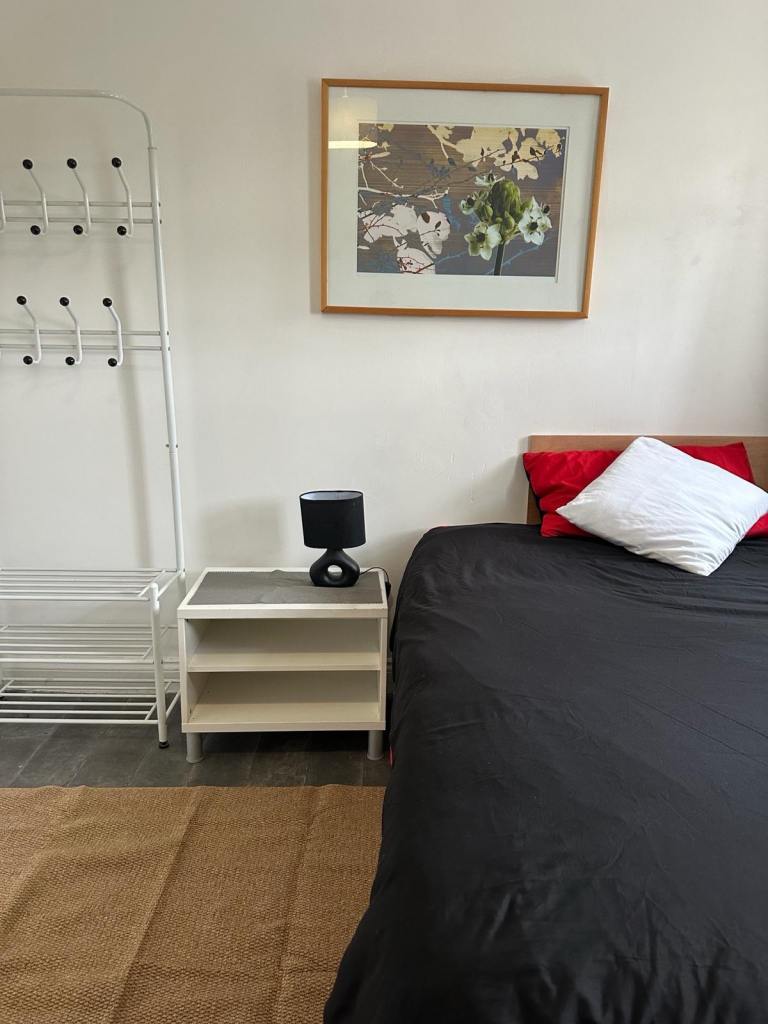 En suite double room to let