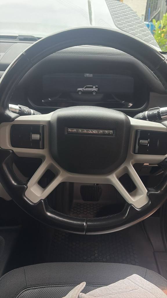 LAND ROVER DEFENDER 3.0 D250 MHEV SE 2021