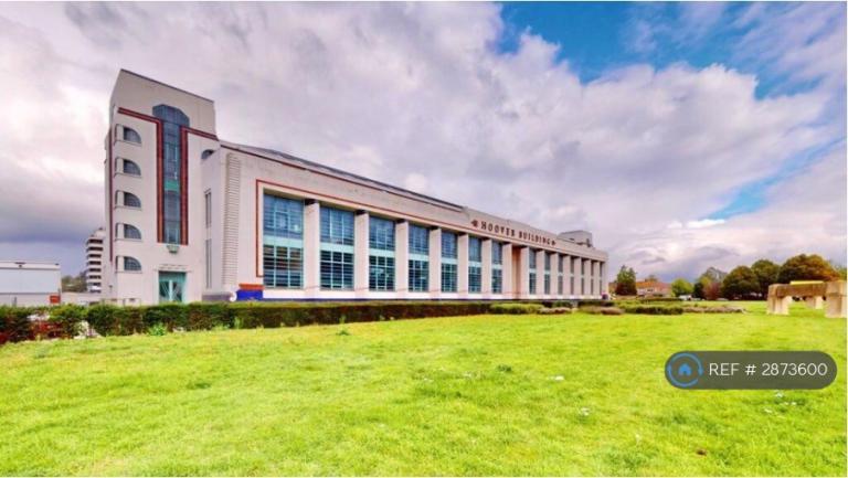 Studio flat in Hoover Building, Greenford, UB6 (#2873600)