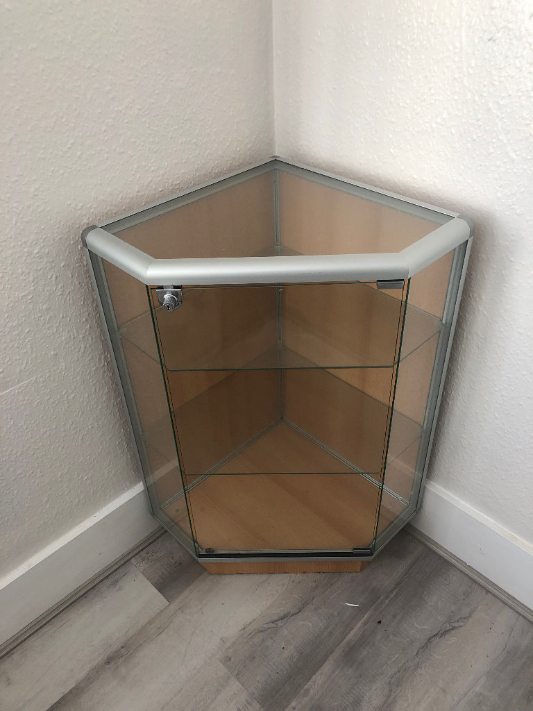 Corner glass cupboard 