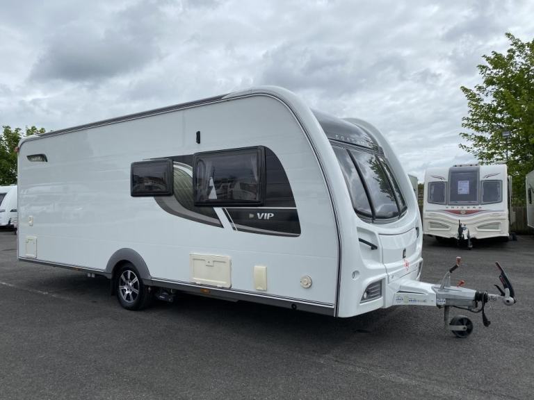 2013 COACHMAN VIP 560/4 LUXURY 4 BERTH TOURING CARAVAN