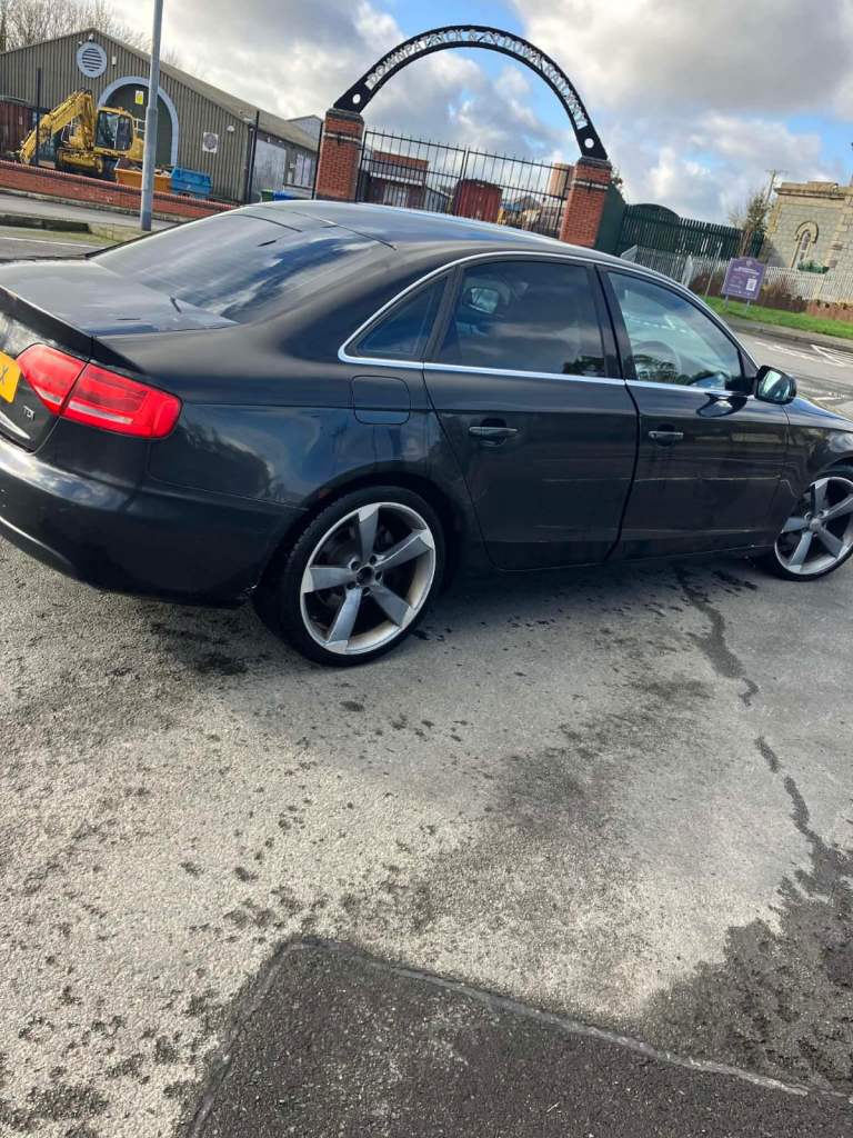 Audi, A4, Saloon, 2011, Manual, 1968 (cc), 4 doors