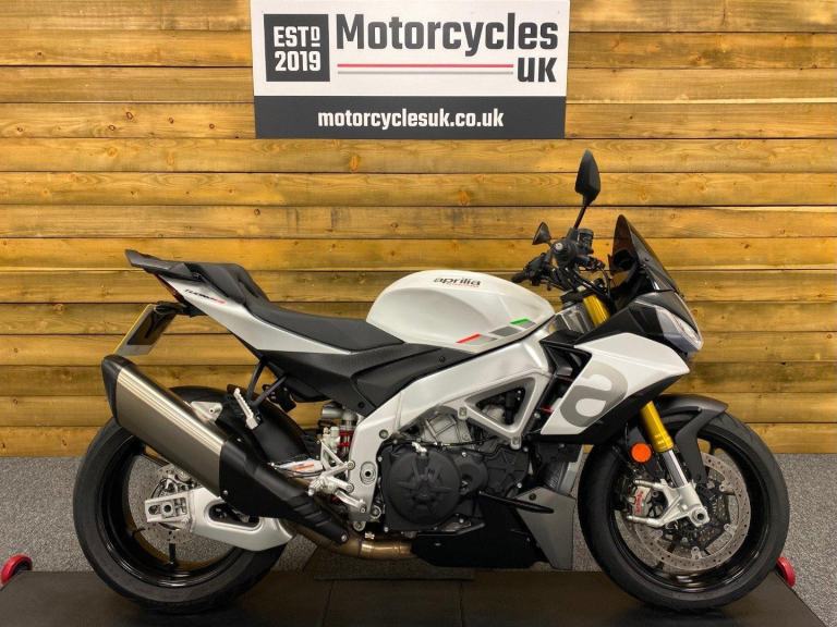 2021 Aprilia Tuono V4 1100, Only 6,841 Miles and 1 Owner, FSH, Immaculate 