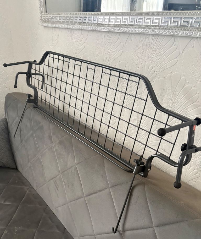 TRAVALL Skoda Fabia 2015-2021 Dog Guard/Cargo Barrier 