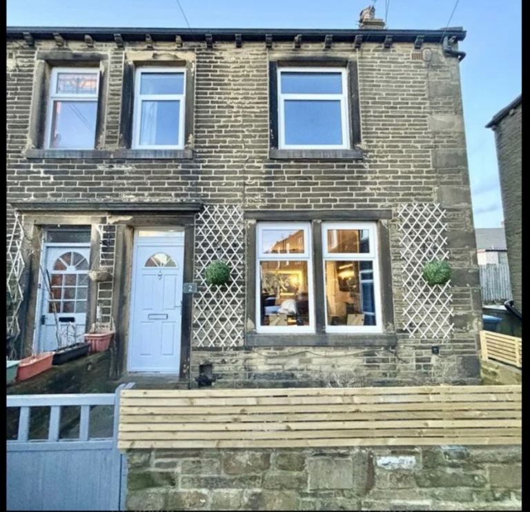 2 and 1 bedroom house to let in Bradford 7